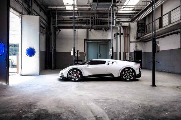 Se billederne: Kostbar hyldest til halvfemsernes Bugatti
