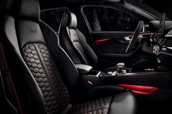 Se billederne:  Endnu mere vildskab i Audi RS4