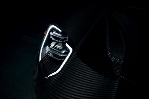 Ren kulfiber: Opdateret Ford GT fås nu uden maling